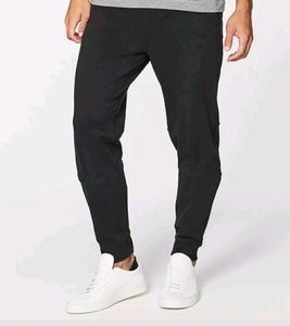 Men's lululemon cross cut jogger Medium